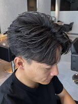 エデアンルクラ 下通(EDEAN Leclat)&nbsp;熊本メンズヘア センターパート フェザー ニュアンス