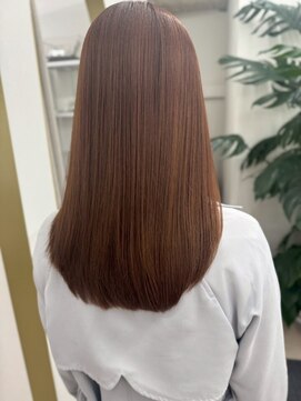 ロウ 町田(ROW) 働く大人女性の為のカット×カラー【ROW町田】