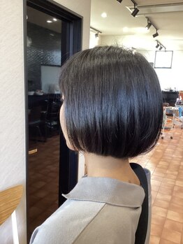 ハピネス 生桑店(happiness)の写真/天然由来成分配合『オーガニックカラー』&『香草カラー』で、繰り返す白髪染めも、潤う艶髪へ。色持ちも◎