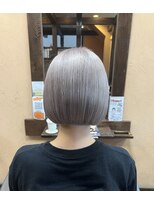 モアムー(Moremuu)&nbsp;【りえ】シルバーカラー