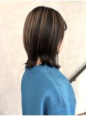 大人美人くびれレイヤーウルフボブ