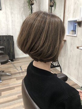 ヘアーアンドライフミルコ(miRuko) miRukoウルフボブ