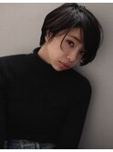 【黒髪ショートヘア】で大人可愛く