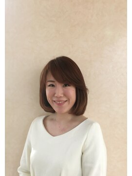 サロン ド ハル salon de HARU 大人可愛いボブスタイル