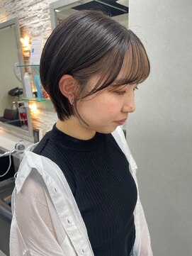 デイジー(Daisy) 天神 福岡 丸みショート インナーカラー