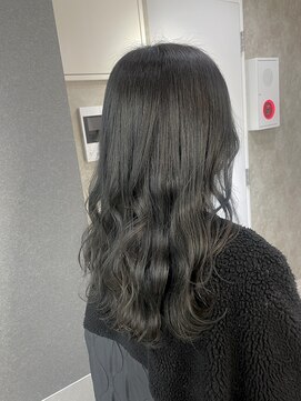 ジゼル 博多(GiseL) ブリーチなし/ダークグレージュ