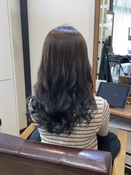 アーリィ 天神大名店(ARLY) 32mmコテ巻き風パーマ