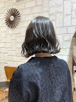 ベンチ(bench)&nbsp;アッシュグレー/ボブ/ブリーチなしダブルカラー