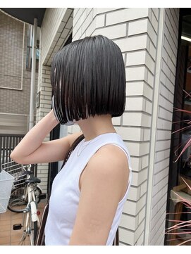 シスタ(SISTA) 黒髪/グレーベージュ/髪質改善/ボブ