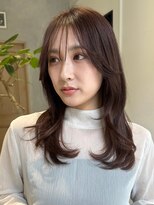 ノイカーム(noi Calm) 顔周りレイヤーカットくびれヘアミルクティーベージュカラー