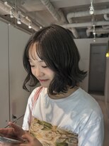 ムーム(Momb)&nbsp;ワンブリーチベースで作るオリーブグレー