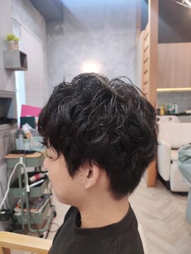 ポノ(pono) 王道メンズカジュアルパーマ