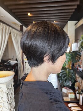 アンツ サザンリゾート 茅ヶ崎店(ANT'S Southern Resort) 黒髪カタログ/クラゲヘアー/オリーブグレー