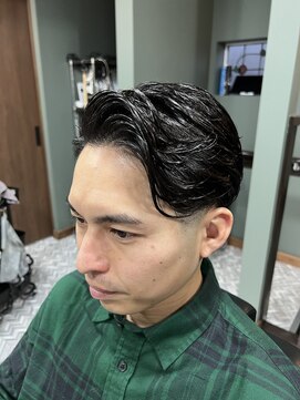 スタンドバーバー 柏(STAND BARBER) MEN’S HAIR/サーフカール/刈り上げセンターパート/柏/柏駅