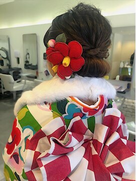 ニューヨーク 根津店 ルーズシニヨン