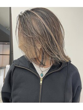 ルーヴェ(LOWE) 【なつみ】ローライトでコントラストをつけたハニーベージュロブ