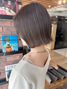 ケーツー心斎橋 クイーンズガーデン バイ ケーツー(K two QUEEN'S GARDEN by K two) 赤み消しカラー*ピスタチオカラー*ぷつっとボブ*髪質改善*心斎橋