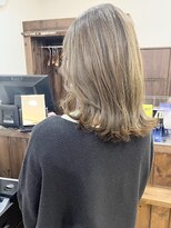 ジャストビューティー リアリー(just beauty Really) グレージュ×外ハネミディ【横須賀中央 Really】