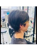 前髪なしメンズショートウルフ