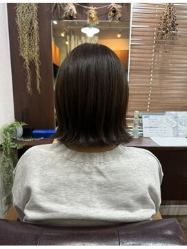 ルアン(Luan) 外はねボブ