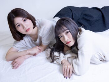 ミューテ(Mu-te)の写真/Mu-te のオーガニックカラーは、温熱効果でほんのり温かい。塗布した時のひんやり感を軽減いたします。