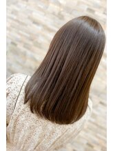 足していく施術から傷ませない施術で髪本来の美しさを引き出すLilly八千代台店の【縮毛矯正】【髪質改善】