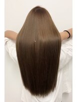 アンダーバー(UNDRvr)&nbsp;ホワイトグレージュチェリーブラウンアンブレラカラー