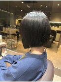 今っぽさ抜群！！切りっぱなしボブ