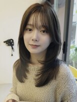 アミー 駒澤(Ammy komazawa)&nbsp;レイヤーカット/レイヤー/顔周り/ミディアム/オリーブベージュ