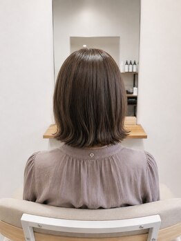 フリーヘアープラス(Free Hair+)の写真/【豊橋】落ち着いた空間で、髪の悩みに丁寧に向き合います。毎日のスタイリングももっと楽に◎