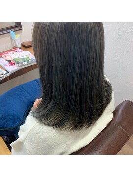 美容室 ルアル 市原市八幡宿店(Luar) ブルーハイライト×カーキアッシュ☆