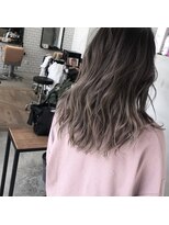 リリ(Riri)&nbsp;ハイライトグラデーション