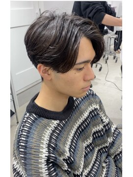 フィフス 名駅(fifth) ニュアンスパーマセンターパートコンマヘアツーブロック