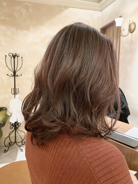 ビュートリアム265(BEAUTRIUM 265) ◆ミディアムボブ/ロブ/銀座/ウェーブヘア/ブラウンカラー/暖色