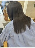 【illuprom.】ストレートパーマ × アッシュベージュ