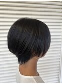 ショートボブ