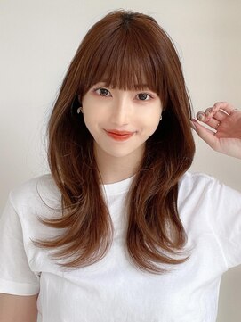 ラルユー 金山(LallYou) 2wayバングでイメチェン！顔まわりレイヤーくびれヘアが人気