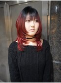 伸びても気にならないデザイン× ミディアムハッシュカット