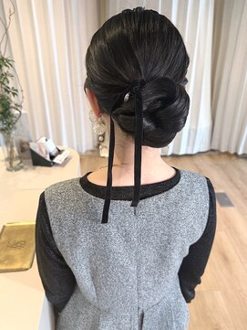 ケファ(Kepa) 艶シニヨン/クラシカル