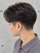 クリアオム 蕨(CLEAR homme) メンズ センターパート センター分け ツーブロック 黒髪
