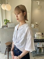 グリーン(green)&nbsp;リナ ベージュ×切りっぱなしボブ