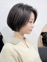 白髪ぼかし/ひし形/癖毛/大人ショートボブ/60代50代40代