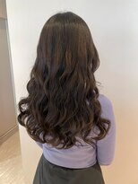 ルカ リノア(Luca lino:a)&nbsp;大きくてしっかり巻いたようなコテ巻き風パーマ