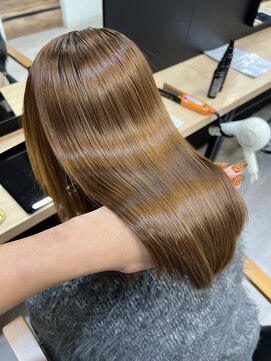 ジーニー 横浜(giinii) ブリーチ矯正_髪質改善_美髪矯正