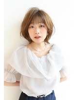 ノノリリ(NONORIRI)&nbsp;大人可愛いひし形くびれエアリーボブ×パールベージュ艶カラー