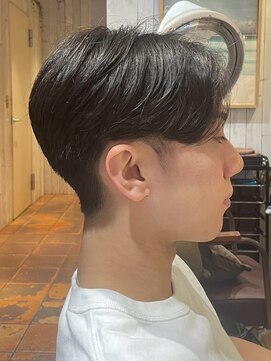 ミスト(mist) 〔mist:MOEKA〕 センターパート/カルマヘア/ツーブロック #48