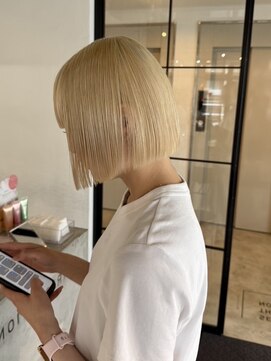 リムレス(LIMLESS) 韓国レイヤー/くびれレイヤー/顔周りレイヤー/万代/新潟駅前