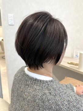 ルフトバイアンビエンテ(Luft by ambiente) ショートボブ　イノアカラー