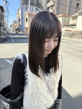 アルファ アルファ(ALPHA ALPHA) ショコラブラウン×ぱつっとカットライン