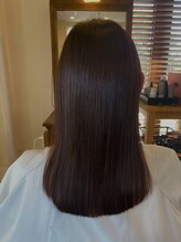 話題の「メテオカラー」導入店。カラーと同時に叶える、圧倒的な艶と柔らかさ